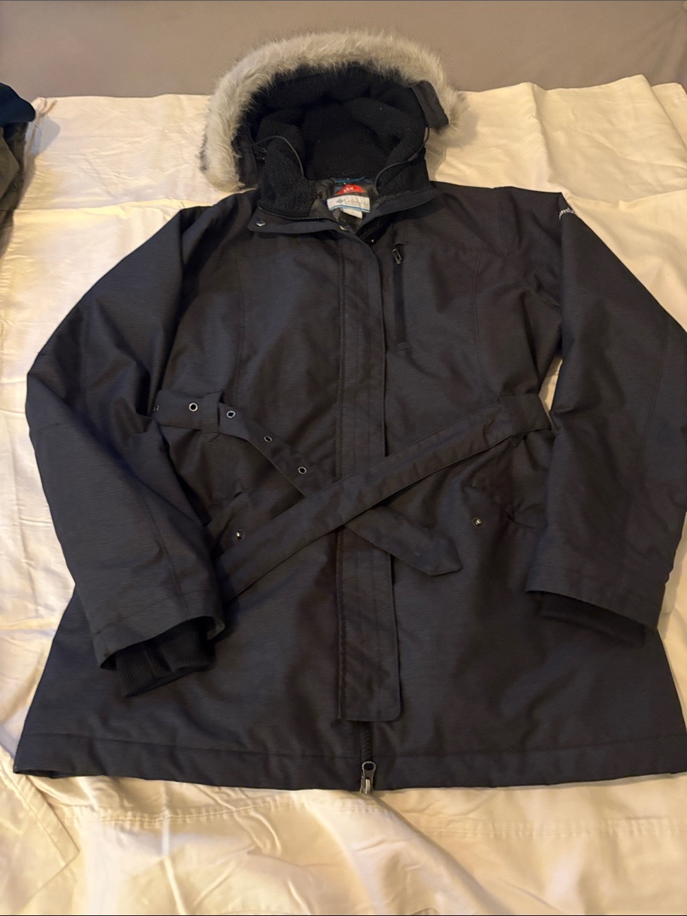 Columbia Charcoal Omniheat jacket with Faux Fur Hood Trim